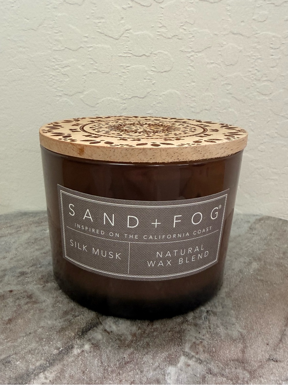 Silk Musk Natural Wax Blend Candle - Brown